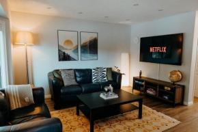 Central Calgary & Nearby Mountain Escape - 4 Beds